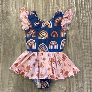 Girls Leo Luvs  Size 5 dance leotard